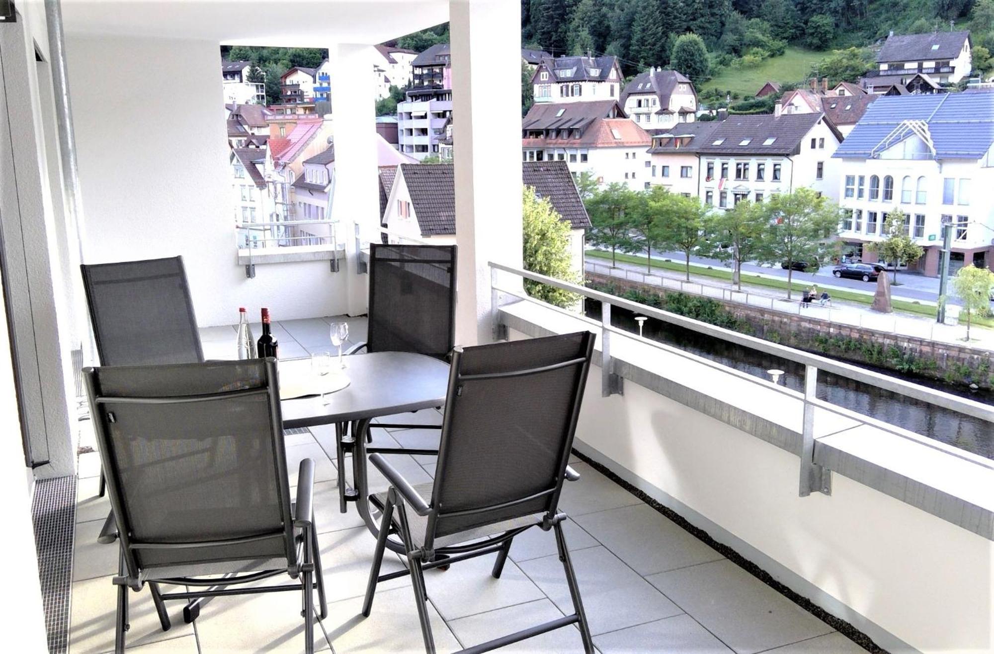 Ferienwohnung Enzblick Bad Wildbad Luaran gambar